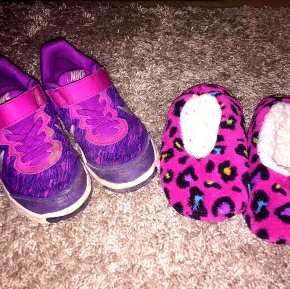 purple nike slippers